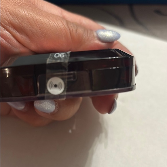 L'Oreal Paris Glam Bronze Complexion Boosting 06 Powder BRAND NEW - Picture 3 of 3